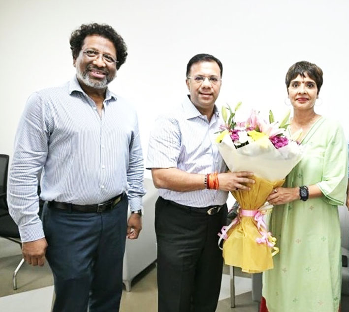 सरकारी तिजोरीला दोन हजार कोटींचे भोक!