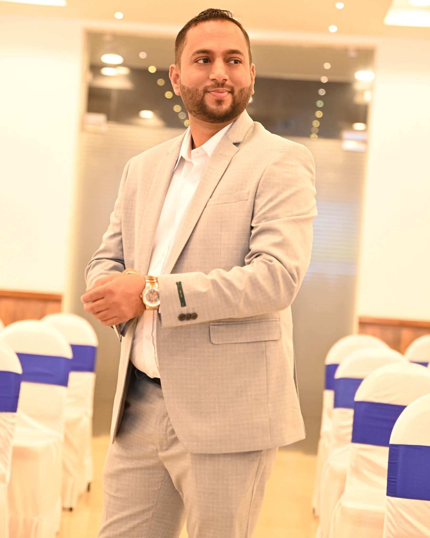 चटका लावणारी एक्झिट