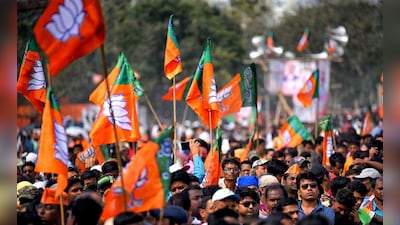 भाजप सूसाट…