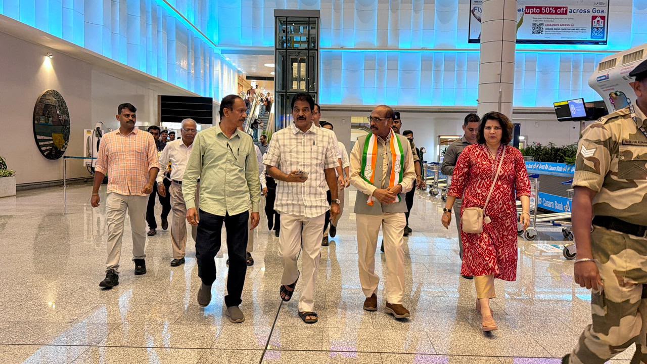 AICC General Secretary K. C. Venugopal arrives in Goa, accorded warm welcome by Congress leaders