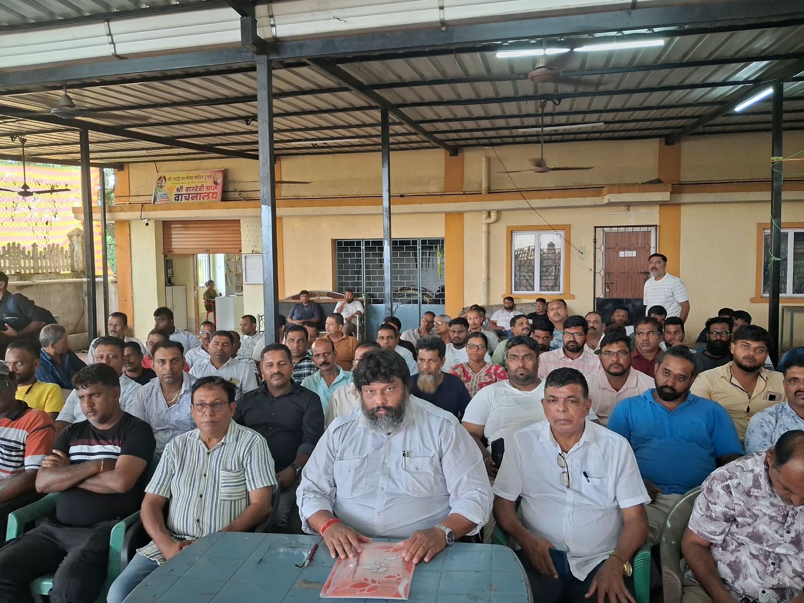 Private Bus Owners Serve 7-Day Ultimatum to Goa Government, Threaten Black Flag Protest