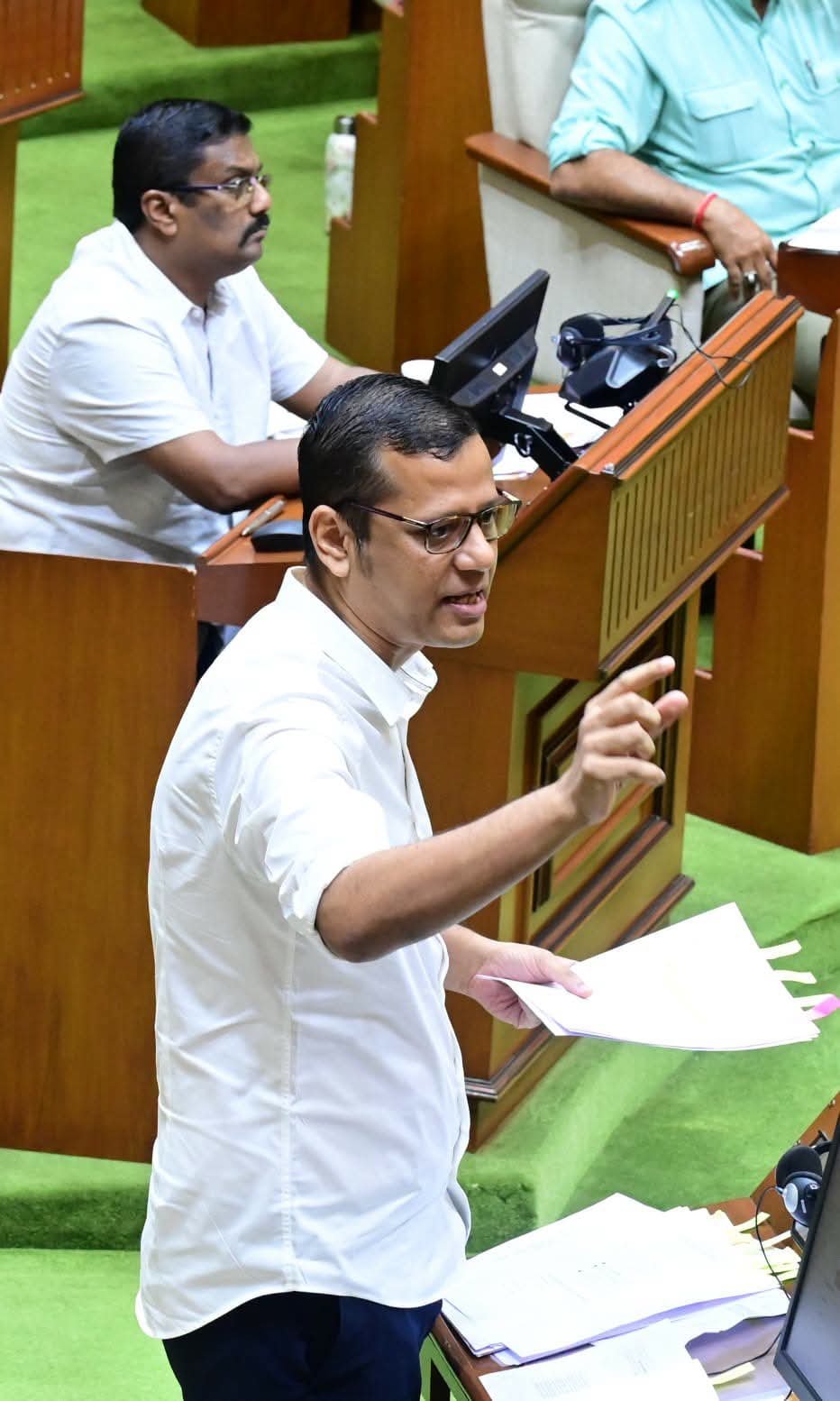 Alemao Targets Govt Over Cuncolim Pollution, Fish Meal Plant; Opposition Raises Mhadei Alarm