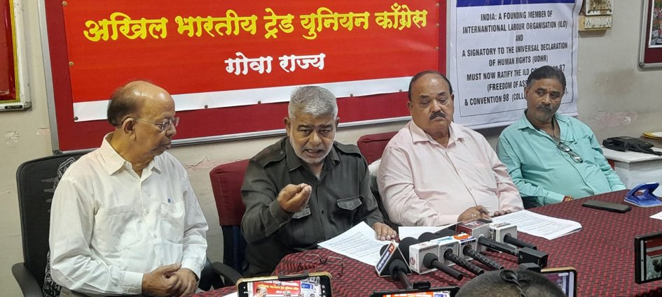 किमान वेतनात मोठी वाढ करा