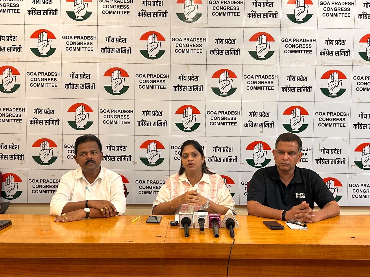 Congress Condemns Alleged Police Manhandling of Woman Protester at Azad Maidan