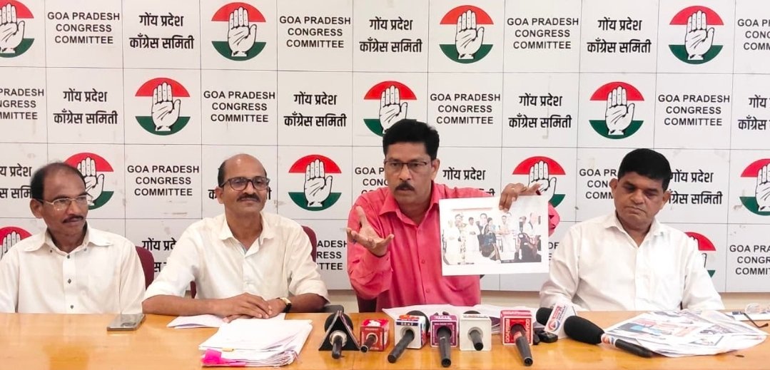 आदिवासी हुतात्म्यांच्या नावाने सरकारी निधीची उधळपट्टी? प्रेरणा दिनाच्या सोहळ्यावर ४.४० कोटींचा कथित खर्च, काँग्रेसकडून चौकशीची मागणी